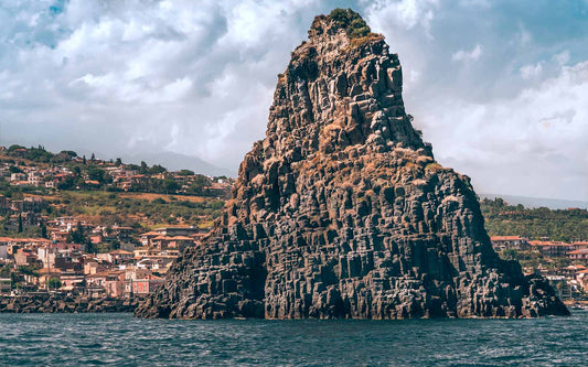 Taormina to Acitrezza Full-Day Premium Boat Tour: Greek Legends & Coastal Wonders